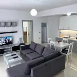 Elisabeth Apartments