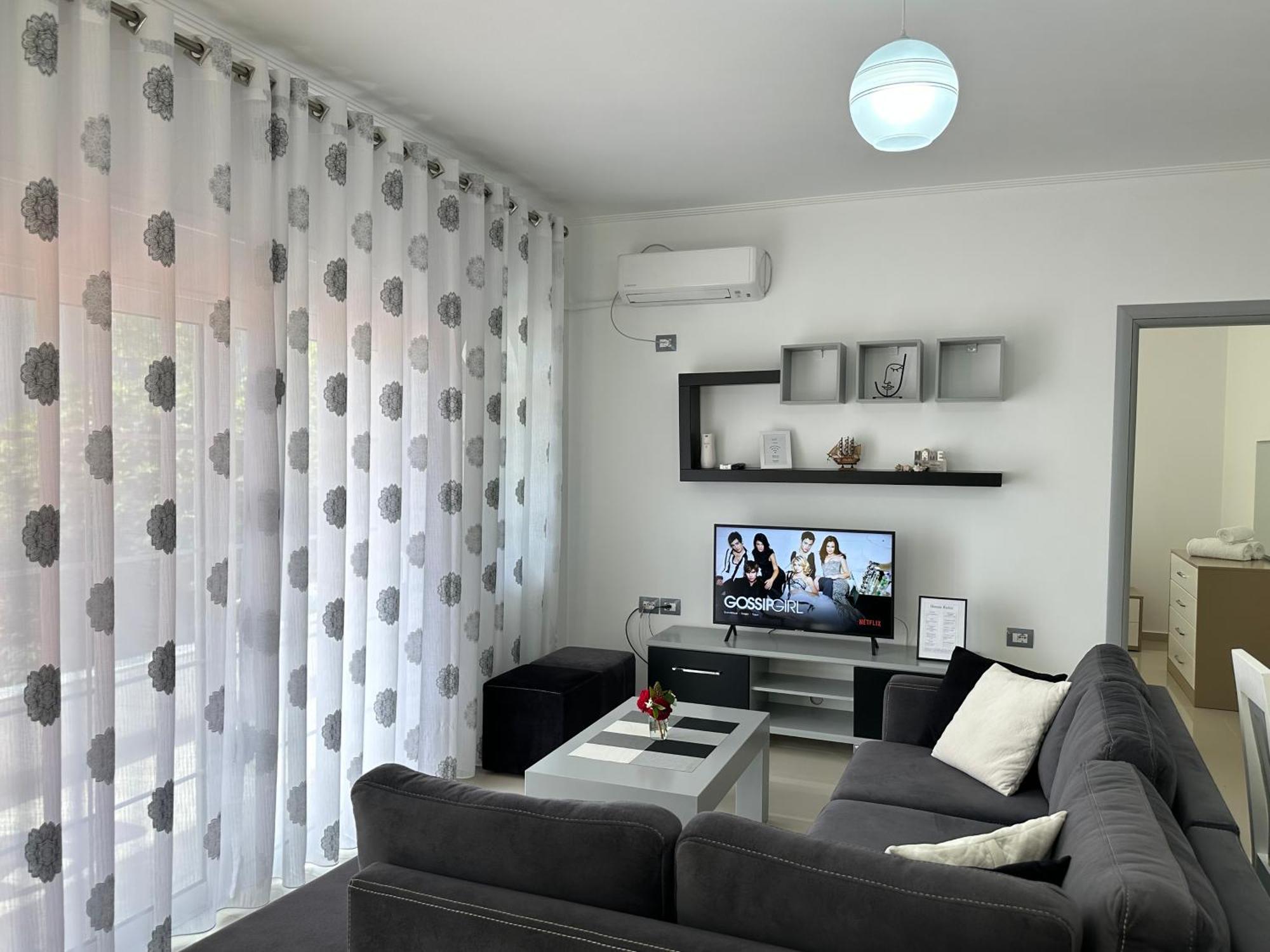 Elisabeth Apartament *